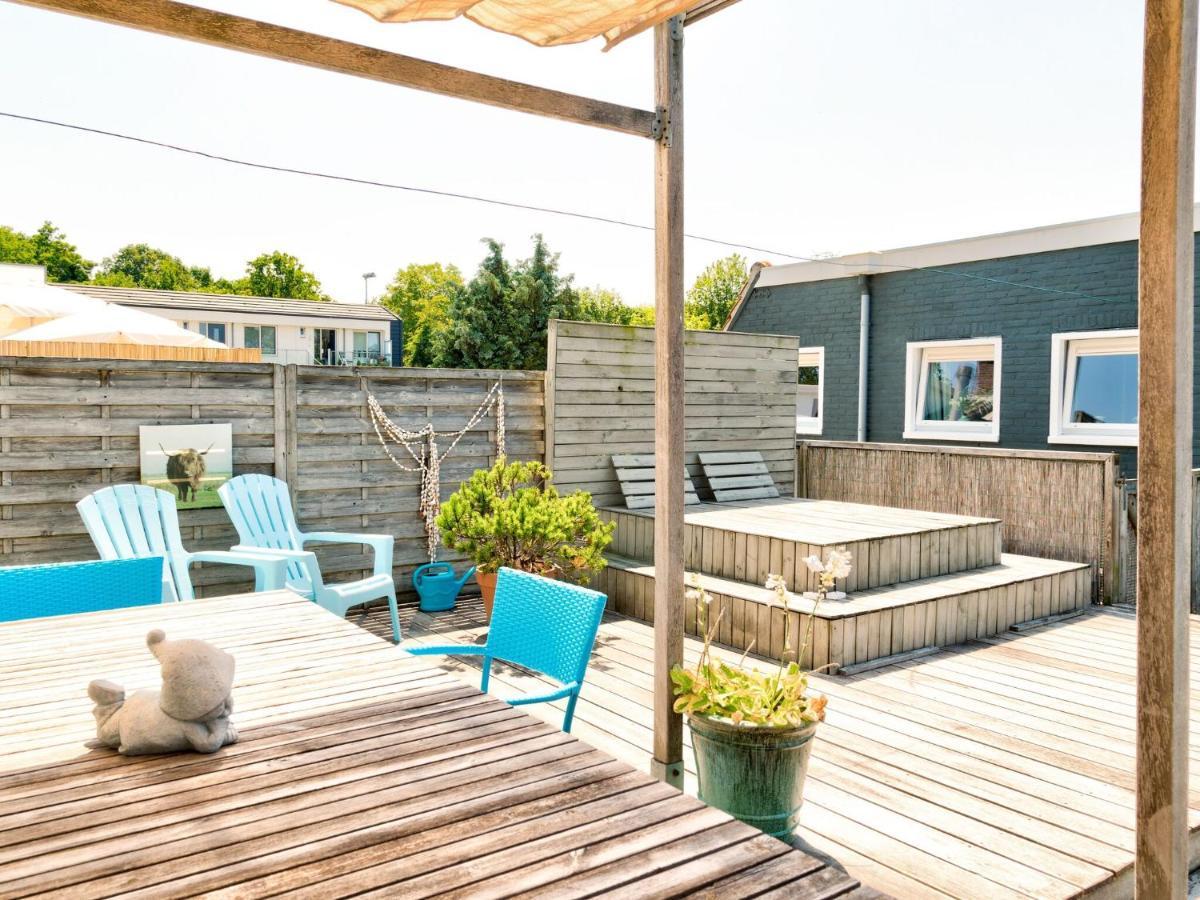 Modern Apartment In Schoorl Near The Beach Exterior photo
